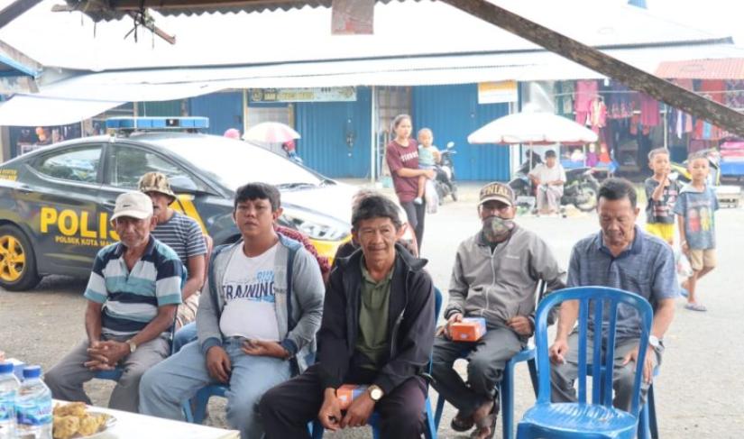 Beghusik Akap Besamau Kapolres Bengkulu Selatan di Pangkalan Ojek Pasar Ampera