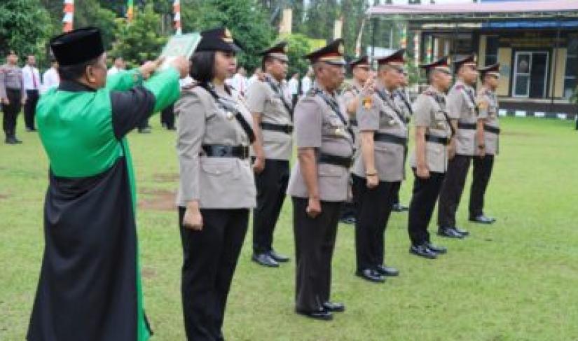 Upacara Serah Terima Jabatan Dan Kapolsek Dilingkungan Polres Bengkulu Utara