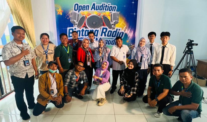 Audisi Bintang Radio Chapter I di Kampus Universitas Hazairin Bengkulu, Senin (6/11/23).