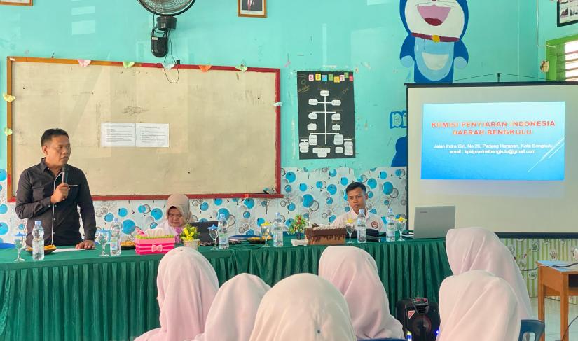 Literasi Media KPID Bengkulu di SMAN 3 Bengkulu Tengah.