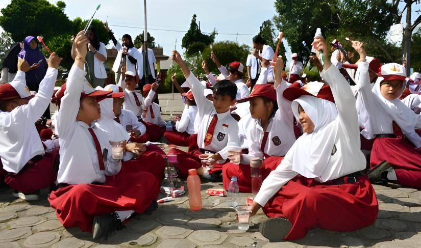 Gerakan Gosok Gigi Nasional.