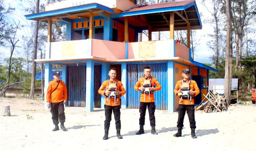 Pos Keamanan Nataru di Pantai Panjang Kota Bengkulu.