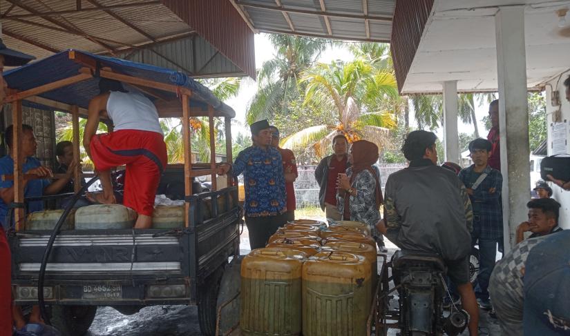 Kepala DKP Provinsi Bengkulu sidak SPDN Kampung Bahari.