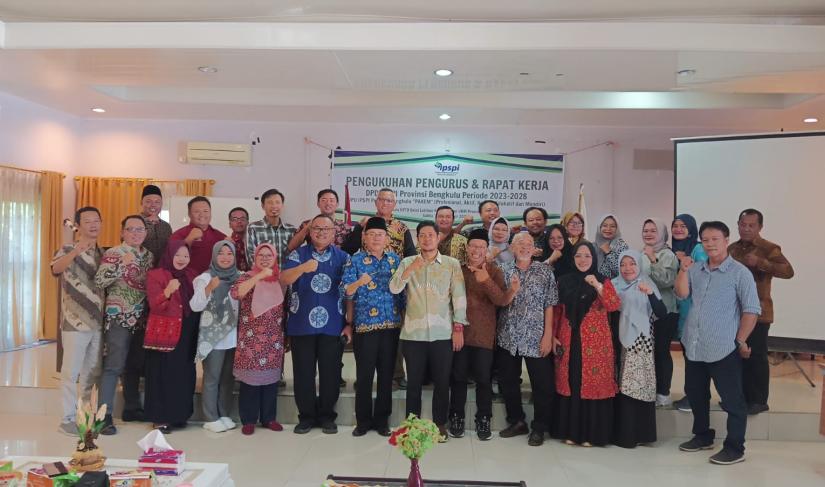 DPD IPSPI melaksanakan kegiatan Pengkuhan Pengurus dan Rapat Kerja DPD IPSPI Provinsi Bengkulu. (Red123)