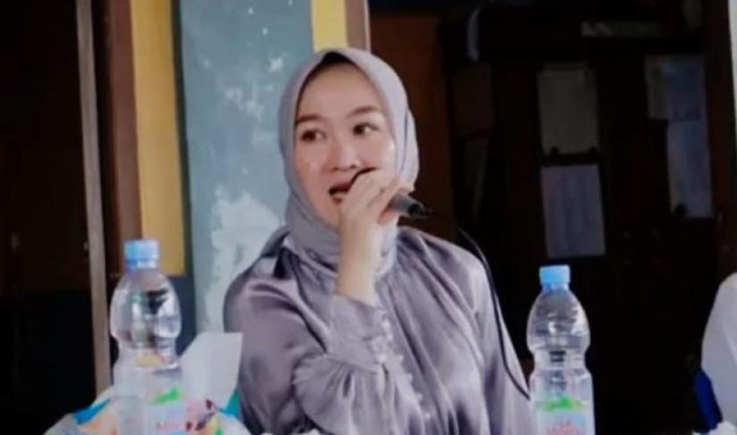 Ria Oktarina