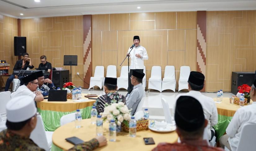 Wakil Gubernur (Wagub) Bengkulu Rosjonsyah saat hadir pada silaturahmi anggota dan Pra Rakerda KDEKS Provinsi Bengkulu, di Rumah Dinas Wagub Bengkulu