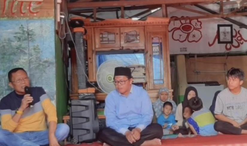 Sumardi Komber saat Bersama Anak Yatim Kota Bengkulu