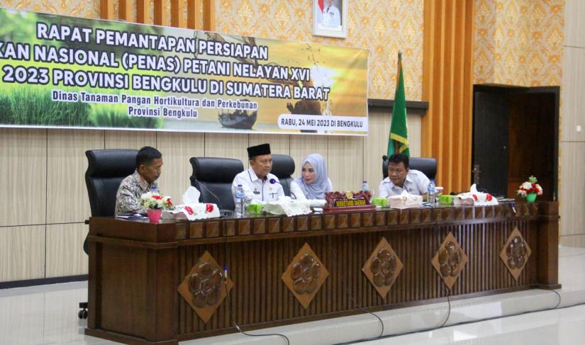 Sekretaris Daerah Provinsi Bengkulu Hamka Sabri, mewakili Gubernur Bengkulu pada Rapat Pemantapan Persiapan Pekan Nasional (PENAS) Petani Nelayan XVI Tahun 2023 Provinsi Bengkulu di Sumatera Barat