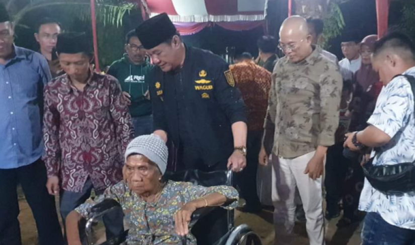 Wagub Rosjonsyah dan Bupati BS Gusnan Mulyadi saat Jumpa Malam Keakraban