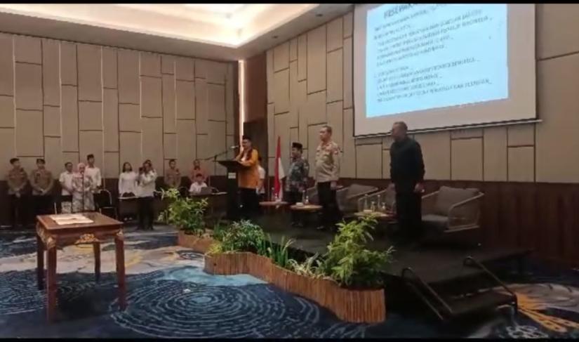 Pembukaan acara Deklarasi kesepakatan bersama untuk menangkal berita hoax, ujaran kebencian dan isu sara yang memecah belah persatuan dan kesatuan serta fokus group discusion (FGD), Kamis (15/6/23).