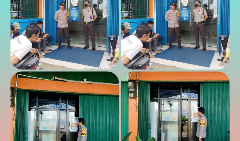 Aiptu Silaban melaksanakan patroli dialogis Sambang kepada security Bank BRI dan BPD unit Kelutum Kecamatan Pino Raya Kabupaten Bengkulu Selatan, Rabu (05/07/23). 