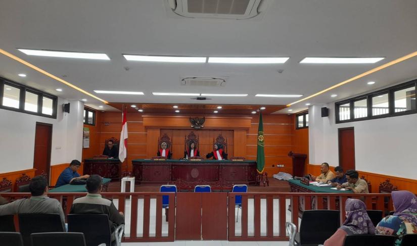 Sidang Gugatan PT DDP terhadap Petani Tanjung Sakti.