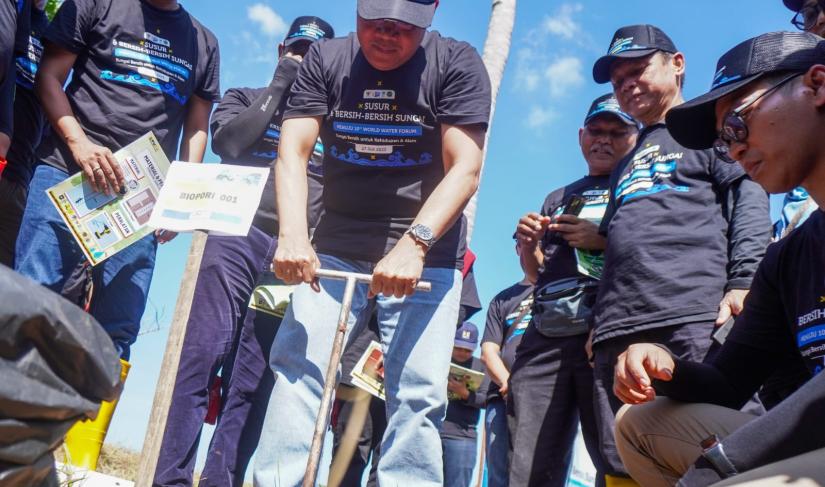 Kegiatan Susur dan Bersih Sungai Bengkulu