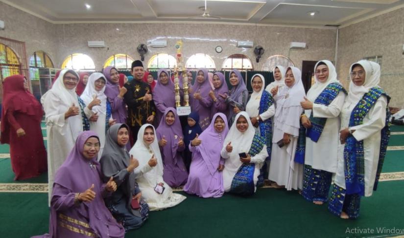 Pelantikan pengurus PC BKMT Kecamatan Ratu Samban.