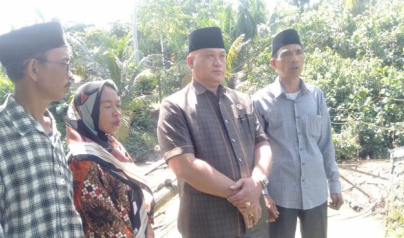 Herwin Suberhani SAat reses di Kaur