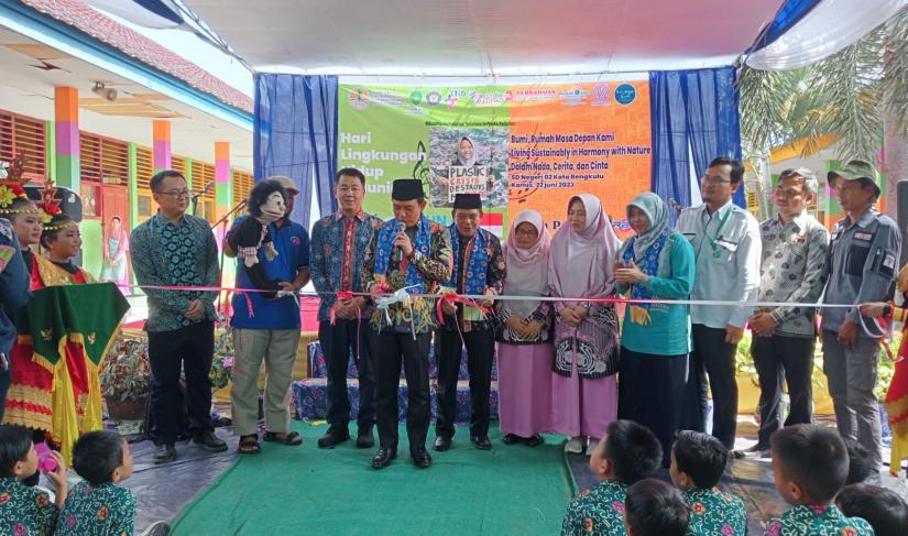 Peresmian Bank Sampah Berseri di SDN 2 Kota Bengkulu Oleh Dedy Wahyudi