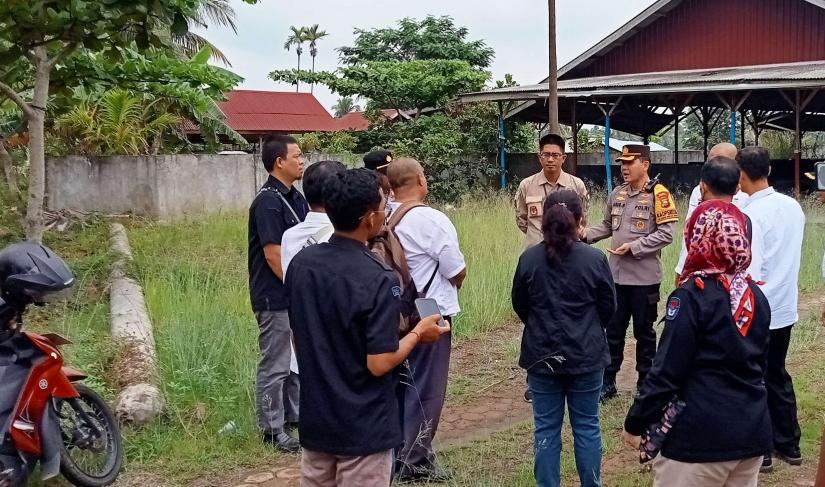 Pengecekan TPS Rawan Banjir oleh KPU dan Unsur Terkait.