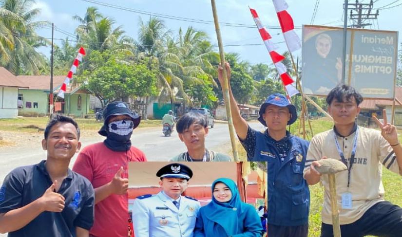 Karang taruna bersama pemdes desa sawang lebar melaksanakan pemasangan umbul umbu."Redy penarafflesia.com"