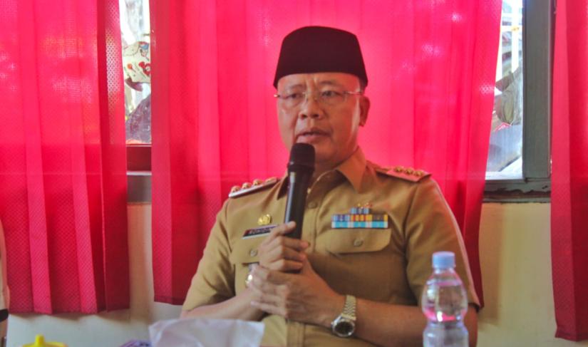 Gubernur Rohidin Mersyah.