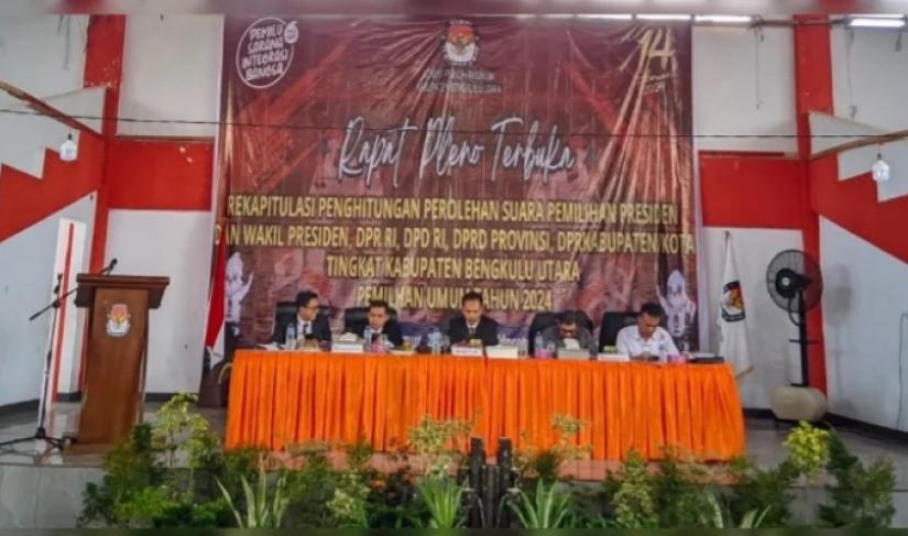 KPU Bengkulu Utara Buka Rapat Pleno Rekapitulasi Perolehan Suara Pemilu 2024./ Poto Redy Penarafflesia.com