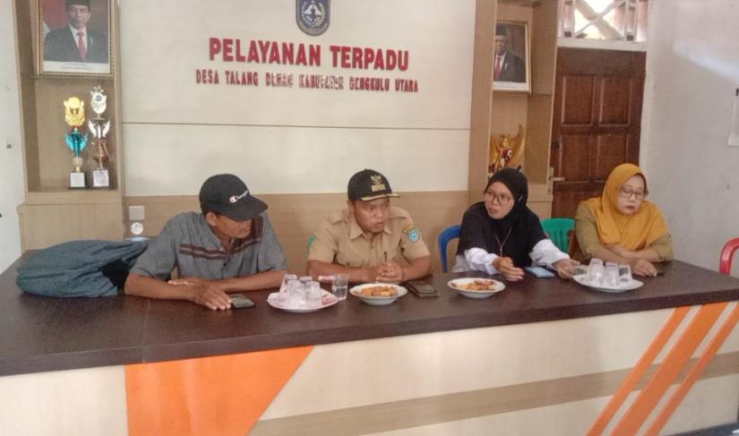 Pemdes desa talang denau gelar Musywarah rembuk stunting tingkat desa ( Poto Redy Penarafflesia.com )