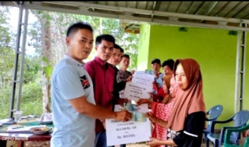Pembagian BLT dd desa kalai duai secara simbolis bulan Juli, tahun anggaran 2024." Redy Penarafflesia.com "