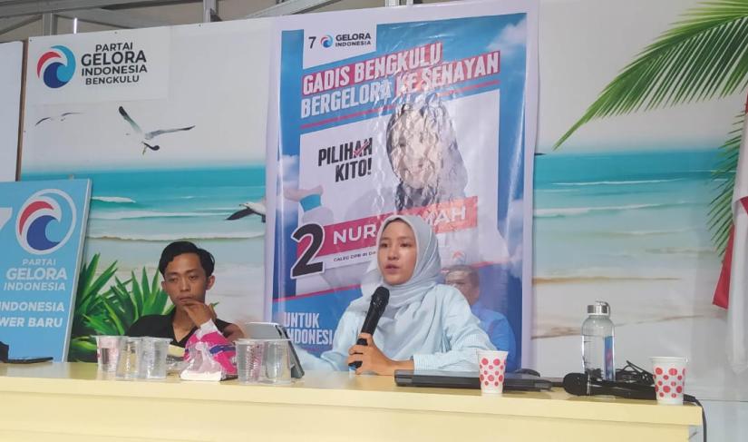 Nur Alimah, Caleg Muda Partai Gelora Bengkulu saat konsolidasi bersama anggota partai politik, Kamis (25/1/24).