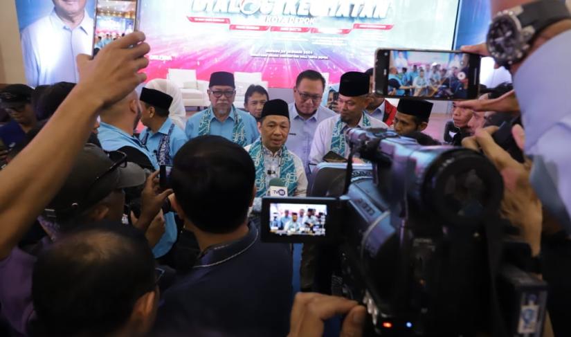 Wawancara Anis Matta usai Dialog Keumatan di Ronatama Graha & Convention Hall, Depok, Jawa Barat (Jabar), Minggu (28/1/2024) sore. (Foto: Rilis).