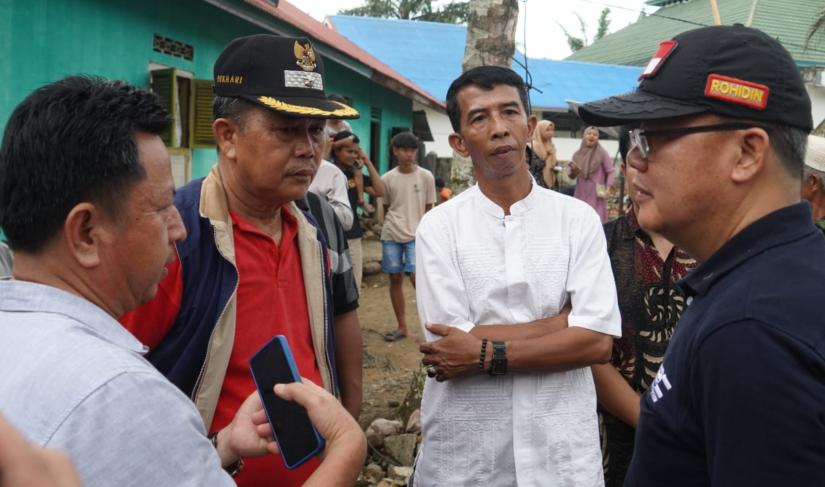 Gubernur Bengkulu Rohidin Mersyah Pantau Jalan Infasturkttur Malin Deman Muko Muko