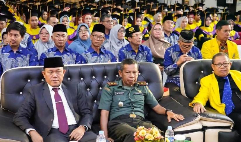 Dinas Pendidikan dan Kebudayaan (Disdikbud) Provinsi Bengkulu memberikan apresiasi kepada Universitas Terbuka (UT) Bengkulu atas pelaksanaan Wisuda Daerah Periode 2 Tahun 2024 yang diadakan di Hotel Adeeva Bengkulu. 
