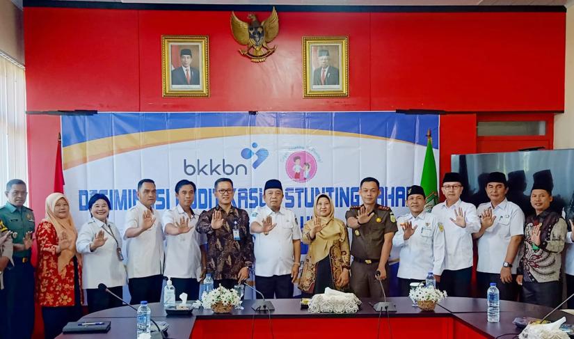 Wakil Bupati Seluma membuka Rapat Diseminasi Audit Kasus Stunting Tahap III di Kabupaten Seluma pada Rabu (24/7/2024).