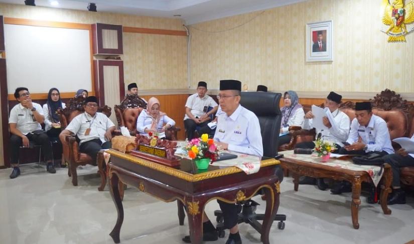 Sekda Isnan pimpin Zoom Meeting bersama KANS pada Rabu (20/03/2024).
