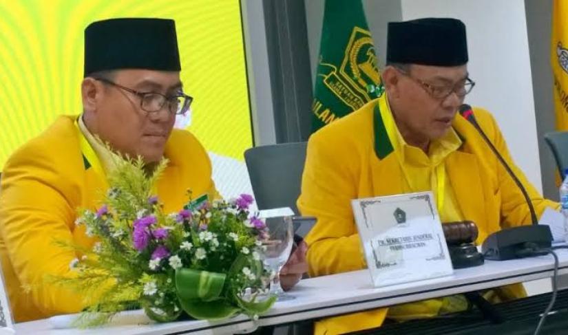 Sekjend Satkar Ulama Indonesia, Syamsurachman (Kiri).