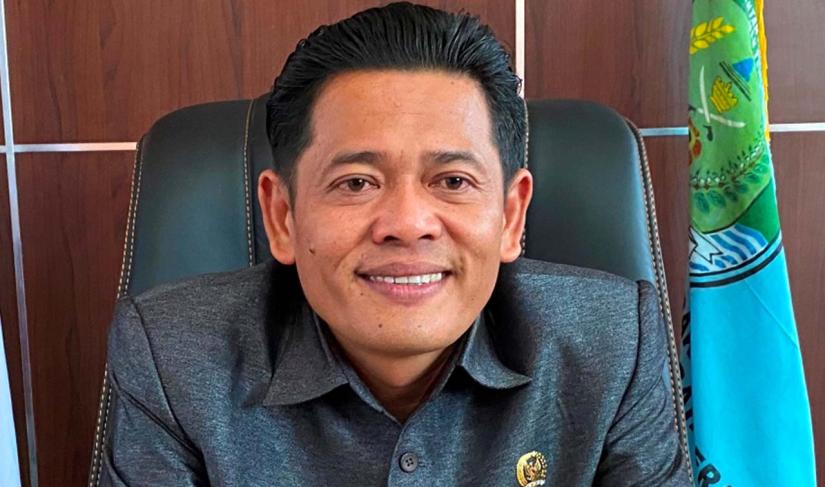 Ketua DPRD Bengkulu Tengah, Fepi Suheri