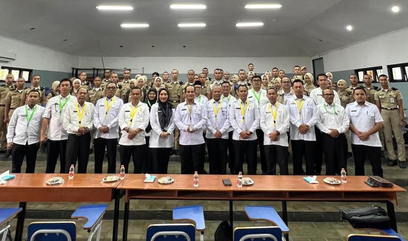 Kegiatan Retreat Nasional Sekda dan Kepala Bappeda yang digelar di Kampus Institut Pemerintahan Dalam Negeri (IPDN), Jatinangor, Kabupaten Sumedang, Provinsi Jawa Barat, pada 26–29 Oktober 2025.