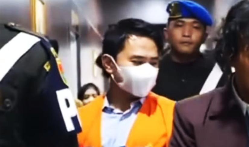 Hartanto (HT) sebagai tersangka baru kasus dugaan tindak pidana korupsi pembebasan lahan proyek strategis nasional (PSN) Jalan Tol Bengkulu–Taba Penanjung.