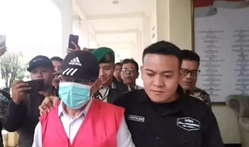 Kepala Dinas Perdagangan dan Perindustrian Kota Bengkulu, resmi ditetapkan sebagai tersangka pada Rabu (22/10/2025) pukul 17.00 WIB.