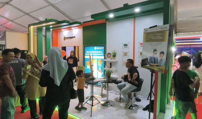 Stand Bank Bengkulu di Festival Tabot