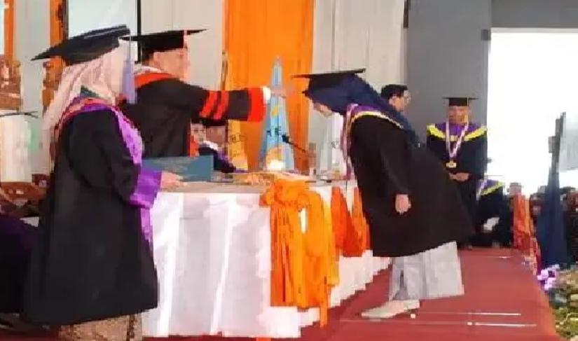 Politeknik Raflesia Wisuda 152 Mahasiswa Diploma III Angkatan XX Tahun 2025.