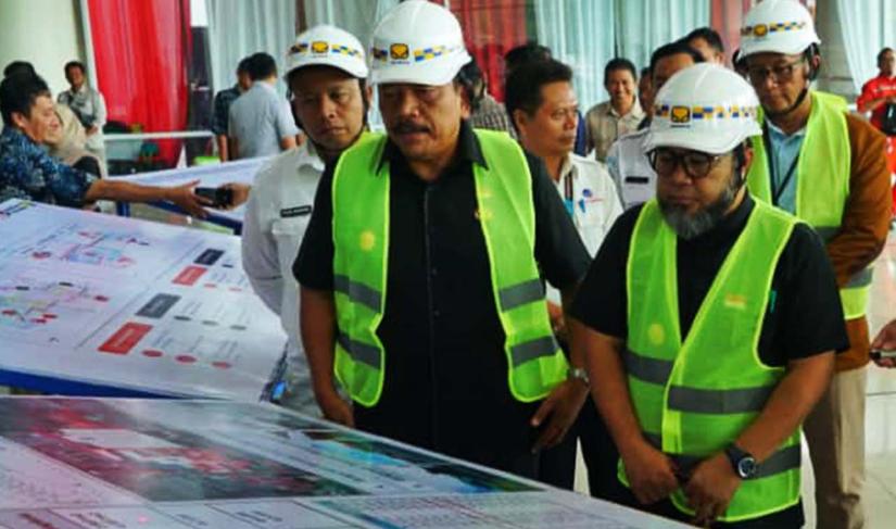 Gubernur Bengkulu Helmi Hasan