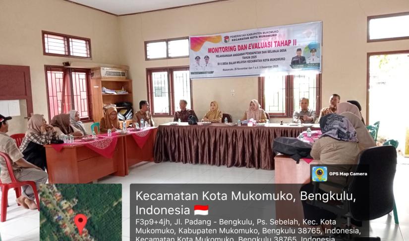 Tim Monitoring Pelaksanaan Pemerintahan dan Dana Desa Kecamatan Kota Mukomuko, Kabupaten Mukomuko kembali melaksanakan monitoring dan evaluasi pada Senin (8/12), di Desa Pasar Sebelah.