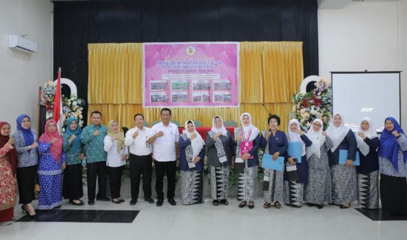 Pengurus Cabang (PC) Ikatan Bidan Indonesia (IBI) Kabupaten Asahan Masa Bakti 2023–2028 resmi dilantik, digelar di Gedung Mutiara Kisaran, Rabu (28/01/2026).