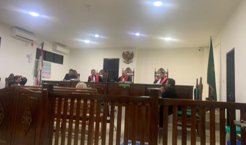 Sidang Lanjutan Perkara Penggelapan Uang Perusahaan CV. Mandiri Sejahtera dengan Terdakwa Latifah Tusadiah berlanjut pada Selasa (14/Juli/2026).