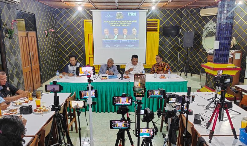 Diskusi Media Jejak Hitam Nadiem Makarim Dalam Penyerobotan Yayasan Trisakti.