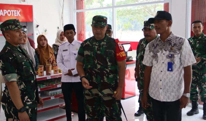 Pelaksanaan Program TNI Manunggal Membangun Desa (TMMD) ke-129 Tahun Anggaran 2026 di Desa Kesongo, Kecamatan Kedungadem, Kabupaten Bojonegoro, mendapat perhatian langsung dari Tim Pengawasan dan Evaluasi (Wasev) TMMD yang melakukan kunjungan lapangan, Minggu (2/8/2026).