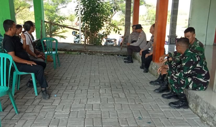 Personel Satgas TMMD menggelar ramah tamah bersama Pemerintah Desa, unsur Forkopimcam, serta tokoh masyarakat sebagai langkah awal memperkuat sinergi sebelum turun ke lapangan, Sabtu (18/7/2026).
