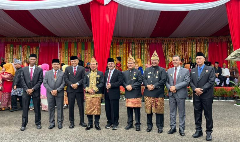 Sekretaris Daerah Provinsi Bengkulu, Herwan Antoni, hadir langsung upacara peringatan Hari Ulang Tahun (HUT) ke-307 Kota Bengkulu tahun 2026.