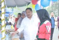 PJ Walikota pantau bazar UMKM.