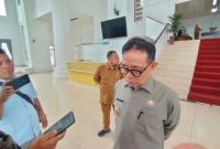 Menanggapi saran dari anggota Dewan Perwakilan Rakyat Daerah (DPRD) Kepahiang, Bupati Kepahiang Hidayatullah Sjahid, menjelaskan pihaknya sudah melakukan penertiban untuk pedagang kaki lima. 