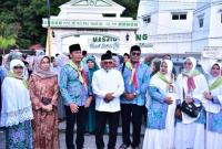 Sebanyak 56 orang Calon Jemaah Haji (CJH) dari Kota Sawahlunto akan bertolak ke Tanah Suci Mekkah, Sabtu (17/06/ 2023) di Masjid Agung Nurul Islam, Kota Sawahlunto.
